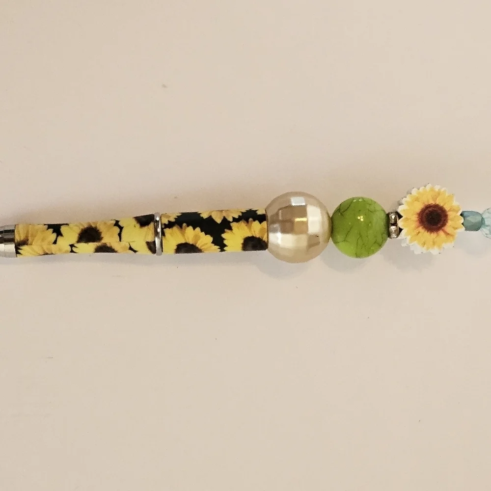 Hand Crafted Halloween Pens Fall & Floral Beaded Set of 3 Ballpoint Black Ink 6